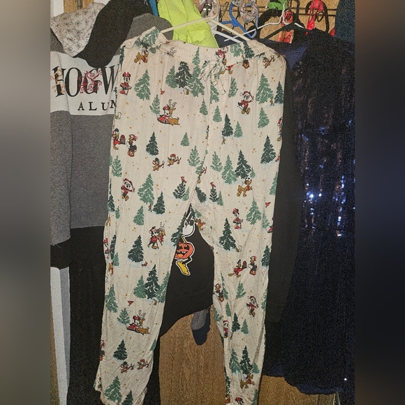 Disney Christmas pajama pants. Mickey Mouse. Minnie. Donald. Pluto. - Picture 1 of 3